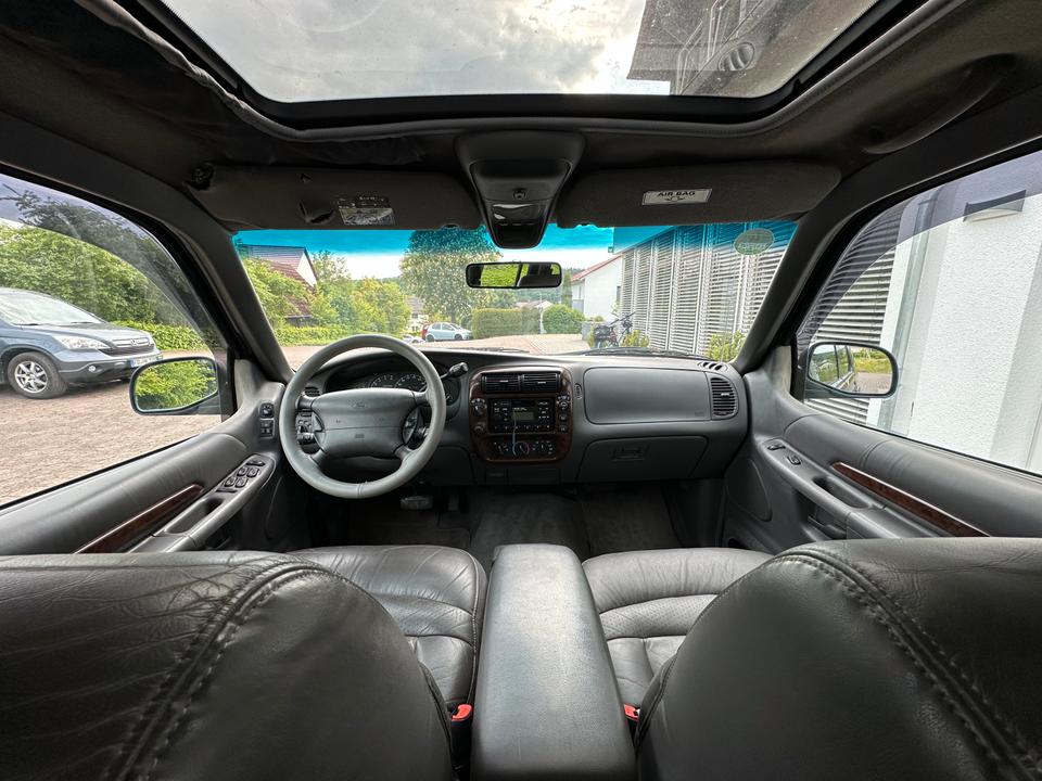 Надійний транспорт для ЗСУ Ford Explorer#4.0L  пробіг: 141533 рік: Juli 2001 Benzin потужність:204 PS ціна: 5699 Blau - Фото 12