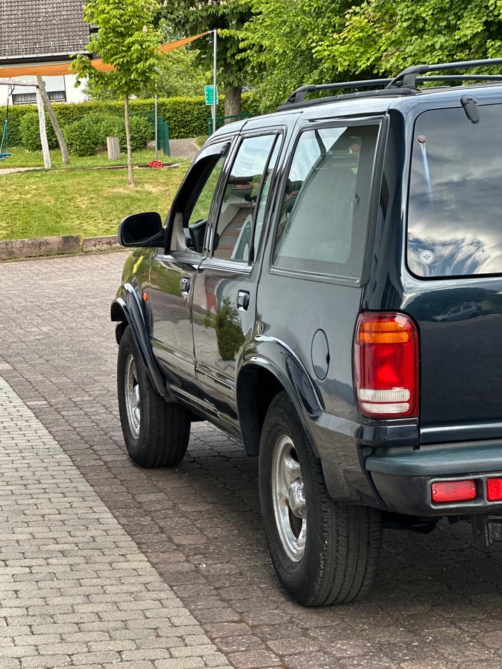 Надійний транспорт для ЗСУ Ford Explorer#4.0L  пробіг: 141533 рік: Juli 2001 Benzin потужність:204 PS ціна: 5699 Blau - Фото 8