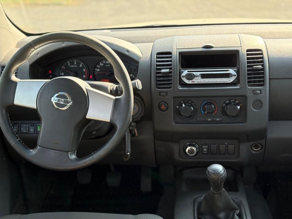 Позашляховик для ЗСУ Nissan Navara Pickup 2.5 DCI King Cab  пробіг: 226700 рік: Juli 2011 Diesel потужність:190 PS коробка: Manuell ціна: 5990 Silber - Фото 12