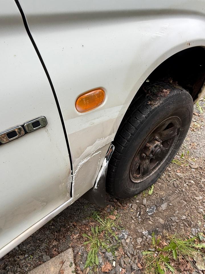 Надійне та круте автоMitsubishi L200 Pick Up  пробіг: 177000 рік: März 2001 Diesel Juli 2025 ціна: 5000 - Фото 8