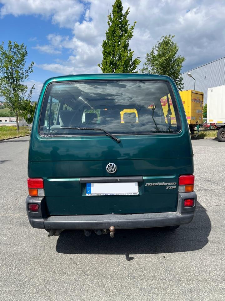 Бус купити пригнати з Европи VW T4 2.5 TDI Multivan пробіг: 476570 рік: März 1998 Diesel потужність:102 PS коробка: Manuell ціна: 4000 Grün - Фото 5