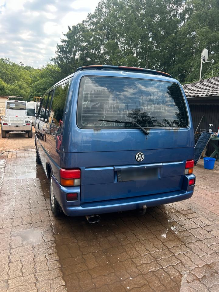Европейська автіивка для траспортування VW T4 Multivan Caravelle TDI 2,5l  пробіг: 259900 потужність:102 PS Diesel ціна: 3400 - Фото 3