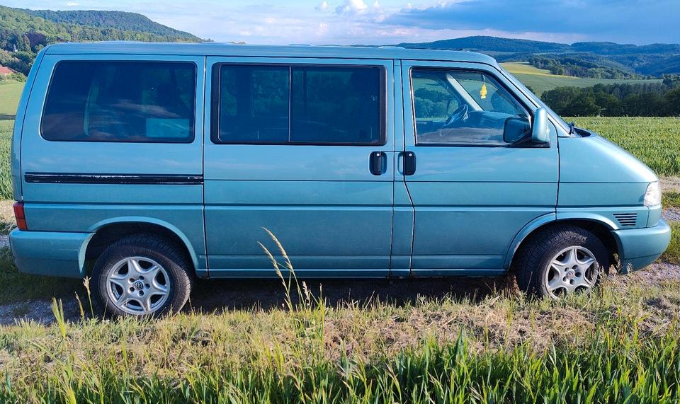 Бус авто Європи з VW T4 Multivan  2,5 TDI пробіг: 373156 рік: Februar 2001 потужність:101 PS потужність:101 PS ціна: 3750 - Фото 4
