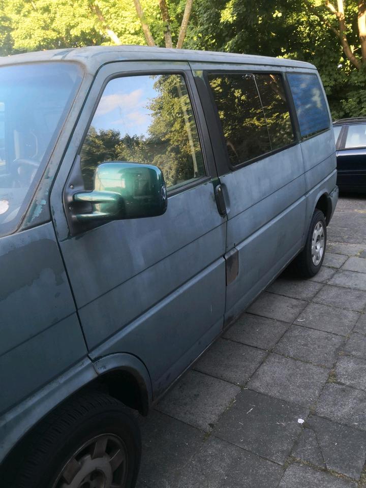 Авто бус для ЗСУ VW T4 Multivan mit 2,5l ACV 102 PS Diesel  пробіг: 427000 рік: März 1996 Diesel потужність:102 PS ціна: 3750 - Фото 8