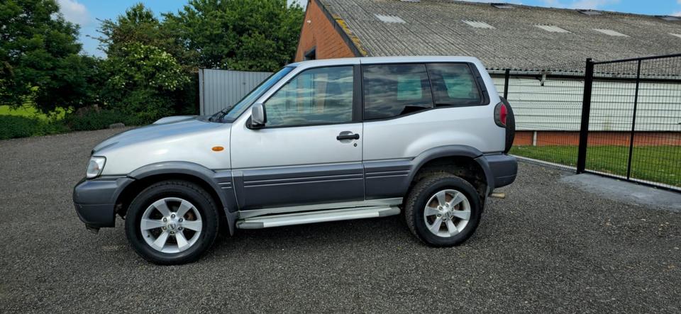 купити авто надійне Nissan Terrano пробіг: 1730000 рік: Mai 2005 Diesel потужність:154 PS коробка: Manuell ціна: 3400 - Фото 3