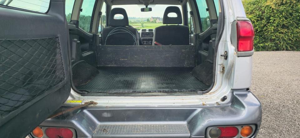 купити авто надійне Nissan Terrano пробіг: 1730000 рік: Mai 2005 Diesel потужність:154 PS коробка: Manuell ціна: 3400 - Фото 9