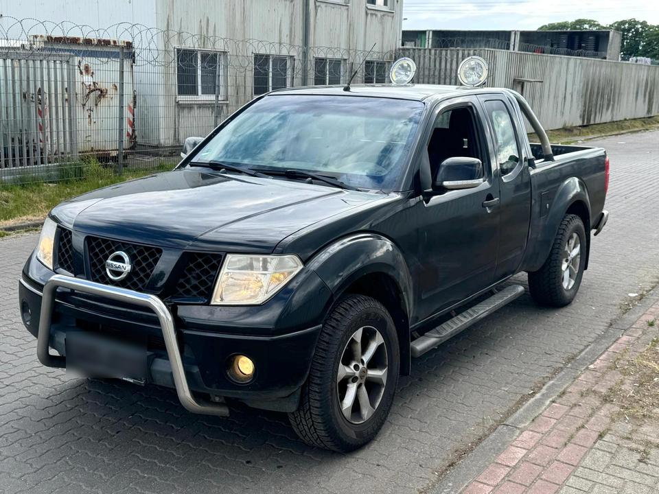 Nissan Navara 2.5l D40  Allrad  4x4 King Cab Klima пробіг: 399000 рік: Juni 2008 Diesel потужність:174 PS коробка: Manuell ціна: 4200 - Фото 0