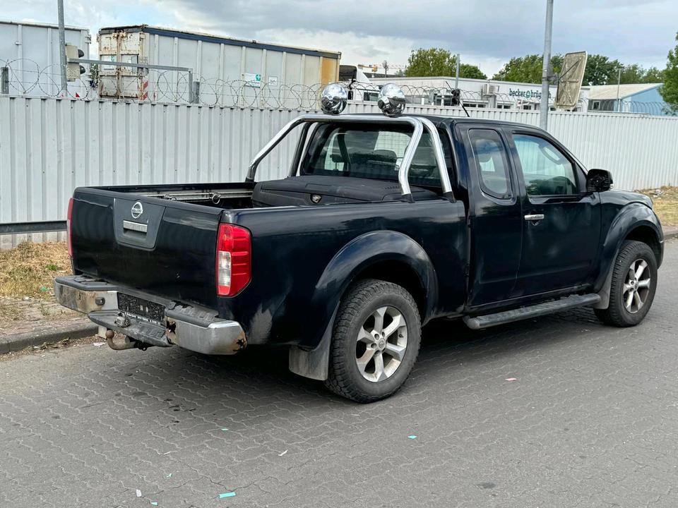 Nissan Navara 2.5l D40  Allrad  4x4 King Cab Klima пробіг: 399000 рік: Juni 2008 Diesel потужність:174 PS коробка: Manuell ціна: 4200 - Фото 2