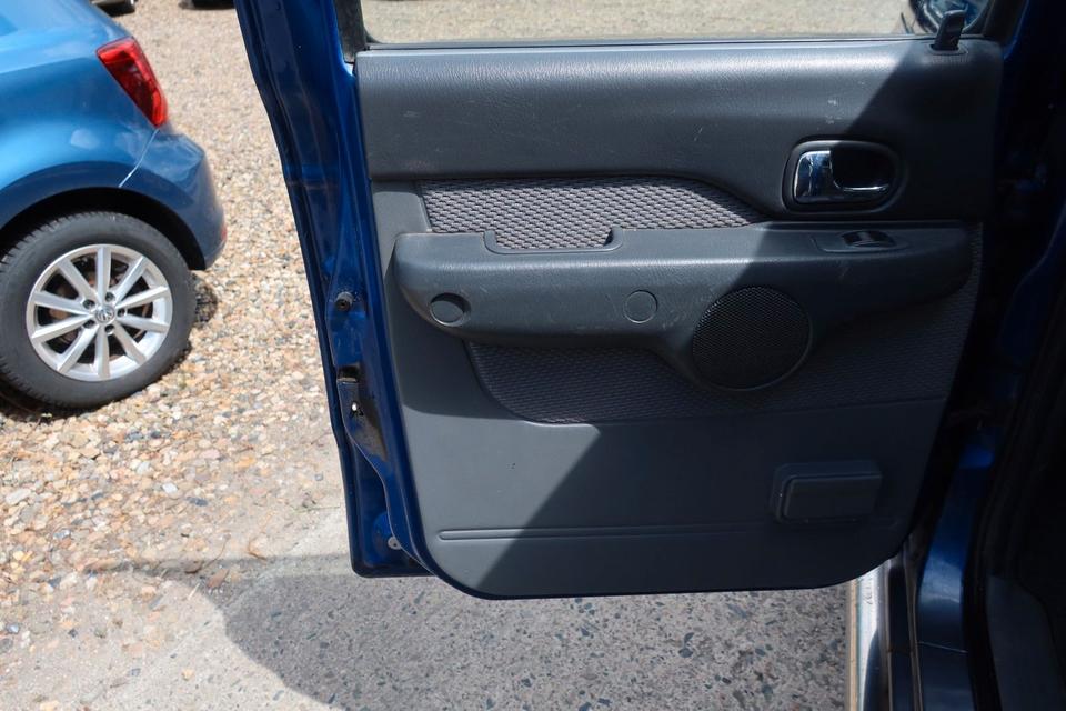 Пригнати авто для військових Ford Ranger  пробіг: 215390 рік: August 2006 Diesel потужність:109 PS коробка: Manuell ціна: 4250 - Фото 17
