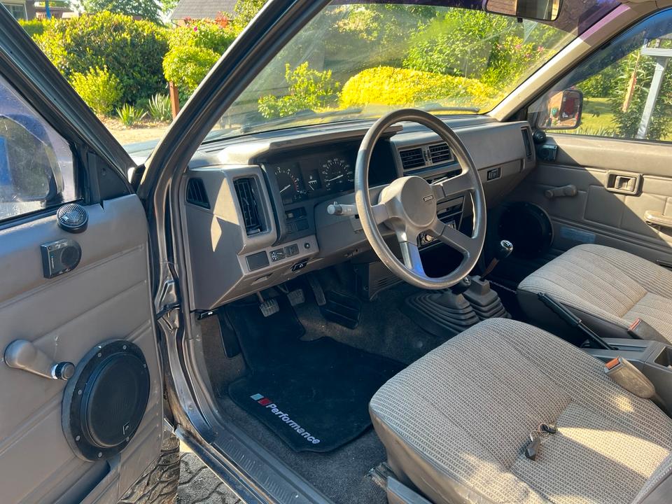 крутий джип для ЗСУ Nissan MD21 Pickup 4x4 ціна: 3000 коробка: Manuell потужність:69 PS Diesel рік: November 1990 пробіг: 252798 - Фото 5