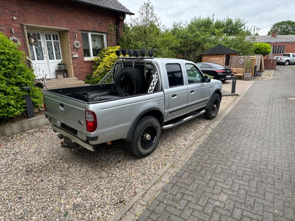  Дпомога з купівлі та пригону якісного авто Ford Ranger  пробіг: 259000 рік: Januar 2005 Diesel коробка: Manuell ціна: 5950 - Фото 2