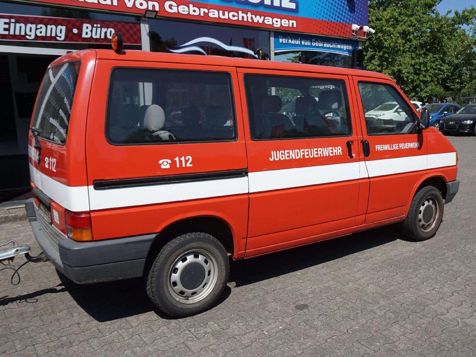 Купити вживане авто з Європи Volkswagen T4 Multivan 70B MF2  пробіг: 263862 Diesel потужність:77 PS ціна: 2800 - Фото 1