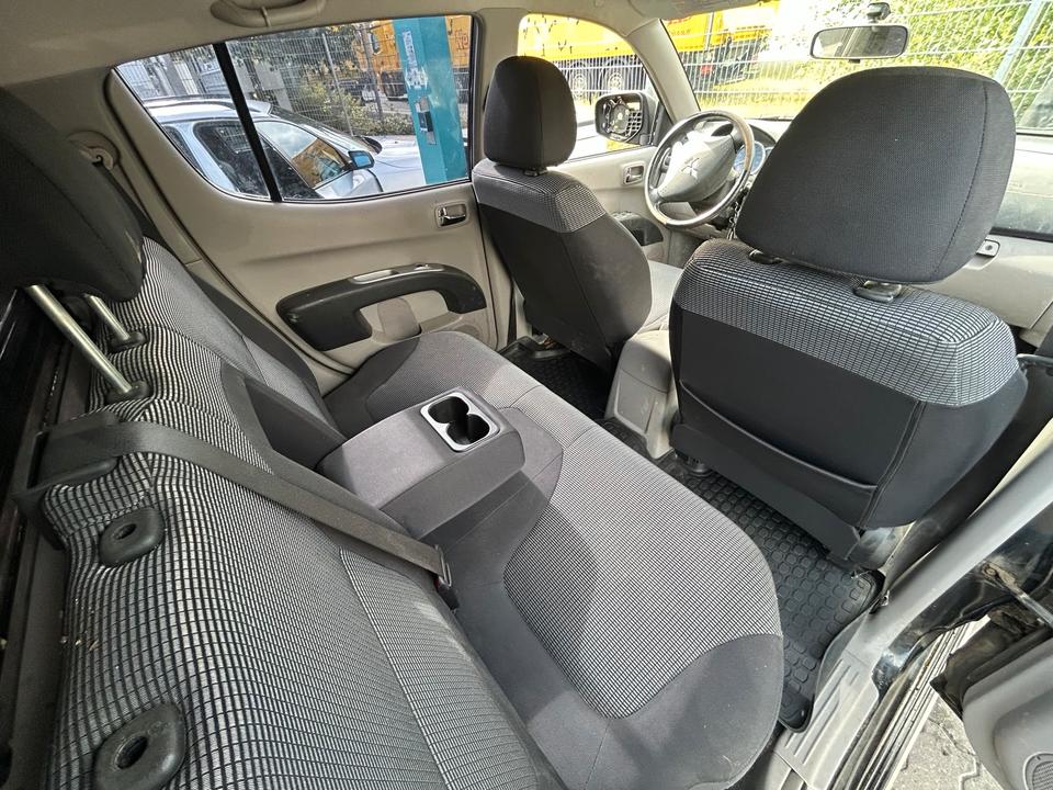 Потужне авто для потреб ЗСУ Mitsubishi L200 2.5 DiD Double Kabine рік: Mai 2006 Diesel потужність:136 PS ціна: 5600 - Фото 6