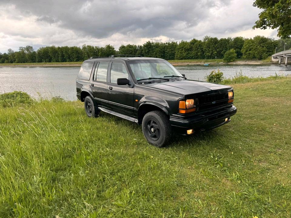 Надійний позашляховик Купити вживане авто з Європи Ford Explorer 4.0  пробіг: 174327 потужність:165 PS Benzin ціна: 5999 коробка: Automatik - Фото 0
