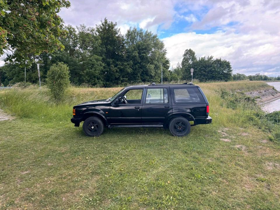 Надійний позашляховик Купити вживане авто з Європи Ford Explorer 4.0  пробіг: 174327 потужність:165 PS Benzin ціна: 5999 коробка: Automatik - Фото 5