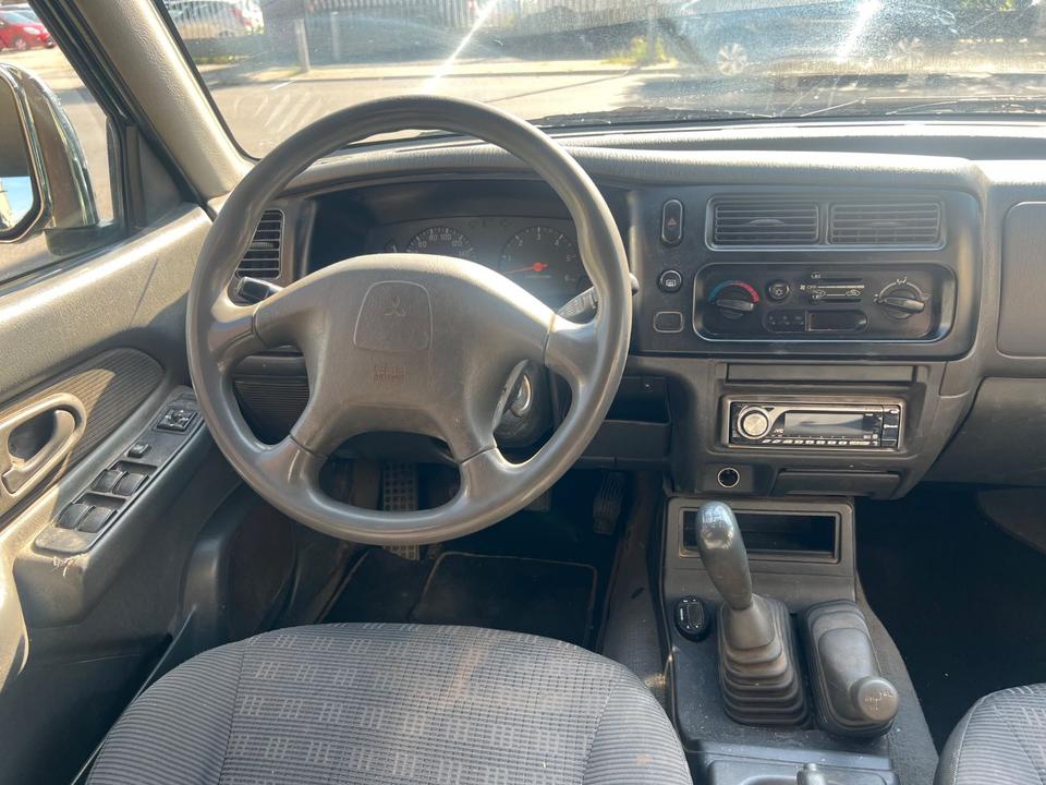 Купити потужне  авто з ЄвропиMitsubishi L200 2.5 TD  пробіг: 330000 рік: Dezember 2005 Diesel потужність:116 PS коробка: Manuell ціна: 5750 - Фото 7