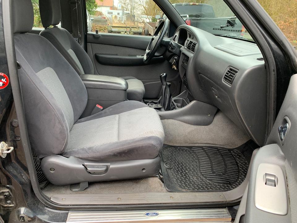 Ford Ranger Doppelkabine 4X4 пробіг: 275761 рік: Mai 2006 Diesel потужність:109 PS коробка: Manuell ціна: 3450 - Фото 8