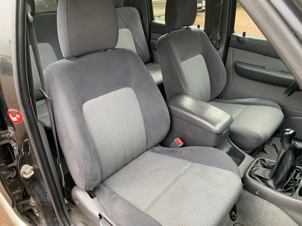 Ford Ranger Doppelkabine 4X4 пробіг: 275761 рік: Mai 2006 Diesel потужність:109 PS коробка: Manuell ціна: 3450 - Фото 9