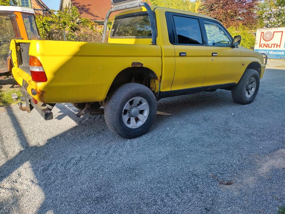 Mitsubishi L200 Pick-up пробіг: 200000 рік: Januar 1997 Diesel потужність:99 PS коробка: Manuell ціна: 2500 - Фото 13