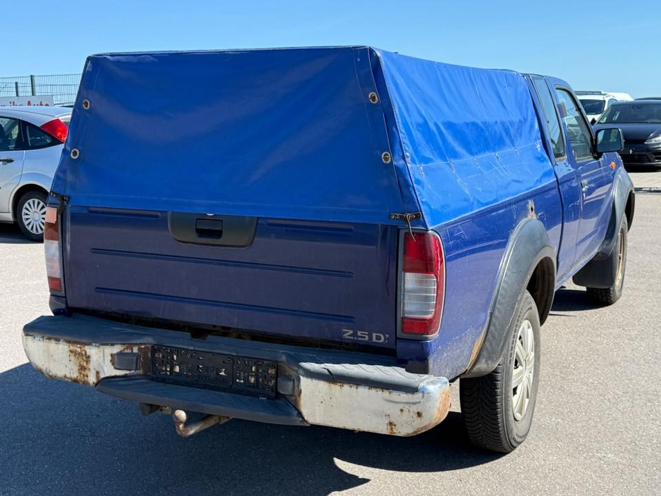 Nissan PickUp  пробіг: 179293 рік: Dezember 2002 Diesel потужність:133 PS коробка: Manuell ціна: 3750 - Фото 2