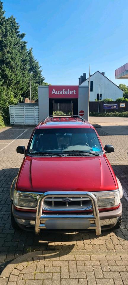 Ford Explorer Rammbügel Trittbretter USA U2 4.0 V6 4x4 Vollleder пробіг: 214000 рік: Juni 1997 Benzin потужність:204 PS ціна: 4490  - Фото 2