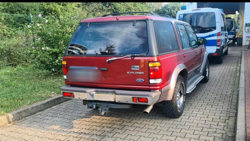 Ford Explorer Rammbügel Trittbretter USA U2 4.0 V6 4x4 Vollleder пробіг: 214000 рік: Juni 1997 Benzin потужність:204 PS ціна: 4490  - Фото 3