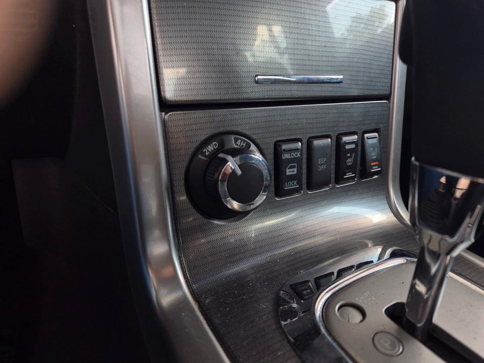 Nissan Navara Pickup Double Cab LE  4X4 рік: März 2011 Diesel потужність:190 PS коробка: Automatik ціна: 4900 - Фото 11