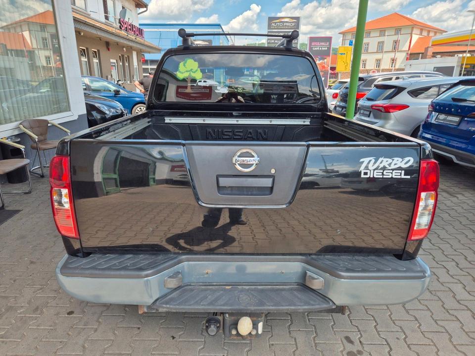Nissan Navara Pickup Double Cab LE  4X4 рік: März 2011 Diesel потужність:190 PS коробка: Automatik ціна: 4900 - Фото 8
