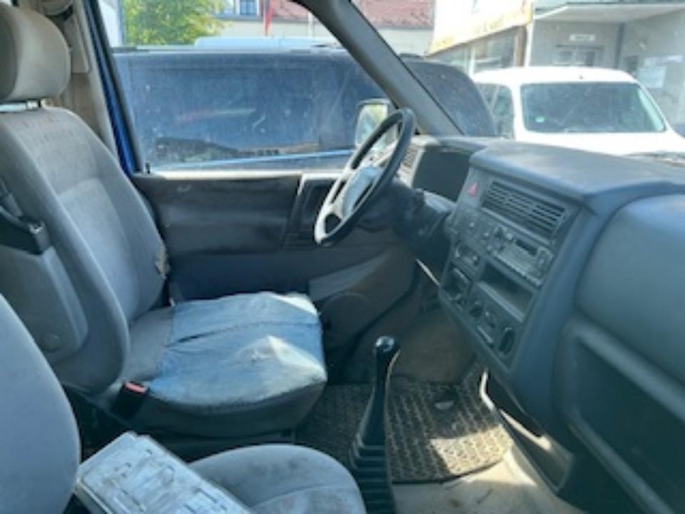 Vw T4 Multivan Bastlerfahrzeug пробіг: 291000 рік: Januar 1999 Diesel потужність:68 PS коробка: Manuell ціна: 2000 - Фото 4