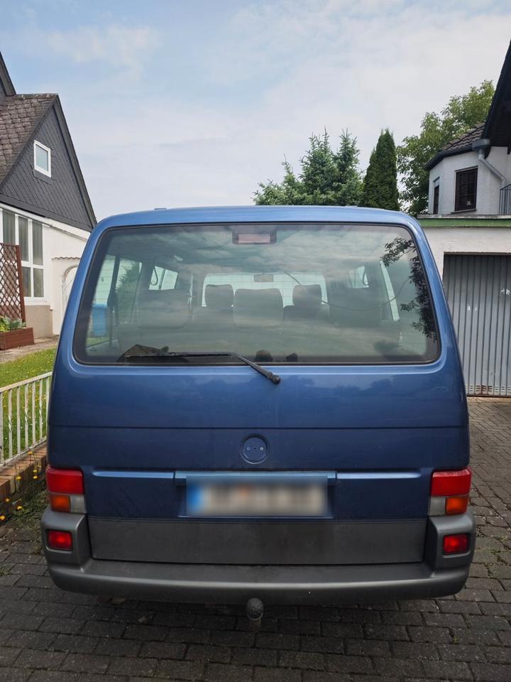 Volkswagen T4 Multivan пробіг: 504000 рік: März 1998 Diesel потужність:102 PS коробка: Manuell ціна: 2470 - Фото 4