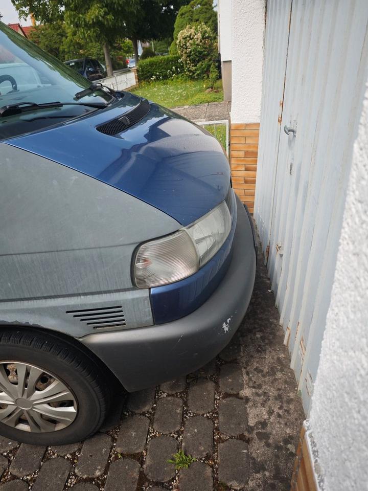 Volkswagen T4 Multivan пробіг: 504000 рік: März 1998 Diesel потужність:102 PS коробка: Manuell ціна: 2470 - Фото 9