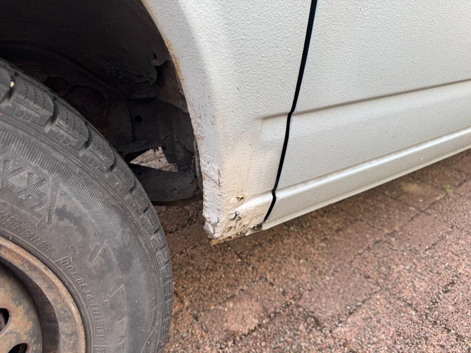 VW T4 Multivan 2.5 TDI пробіг: 483498 рік: März 1998 потужність:102 PS коробка: Manuell ціна: 2500 - Фото 8