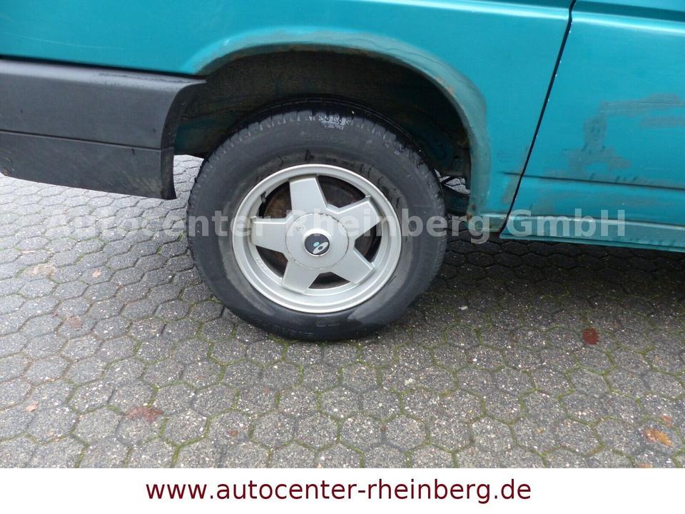 Volkswagen T4 Multivan Servo 9 Sitzer 1.9 пробіг: 370000 рік: Oktober 1993 Diesel потужність:60 PS коробка: Manuell ціна: 3999 - Фото 4