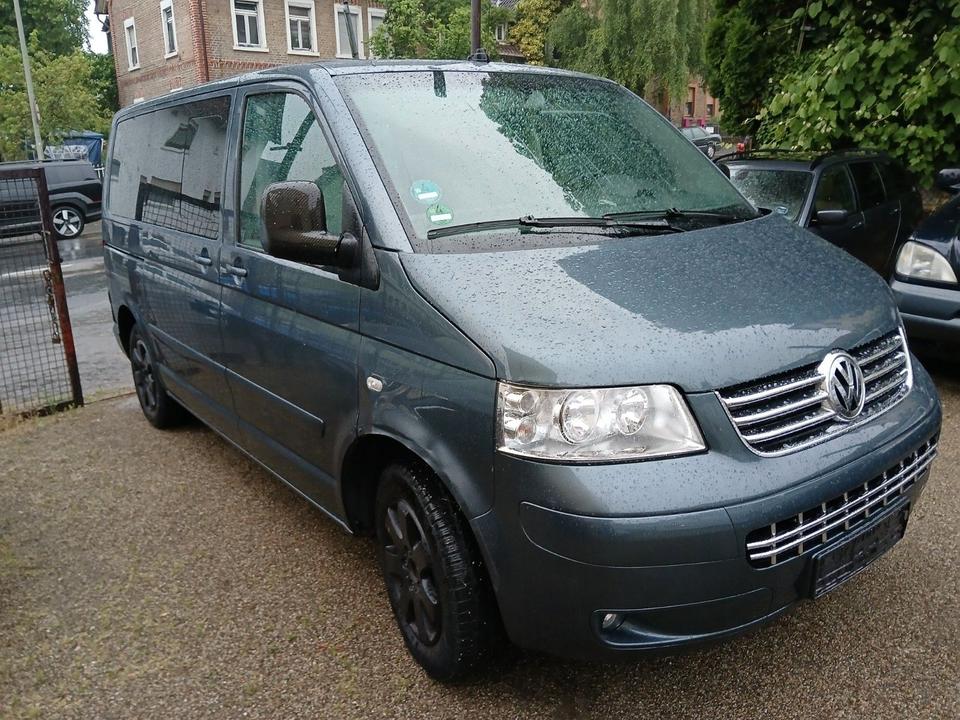 Volkswagen T5 Multivan пробіг: 453000 рік: Dezember 2003 Diesel потужність:174 PS коробка: Manuell ціна: 2950 - Фото 0