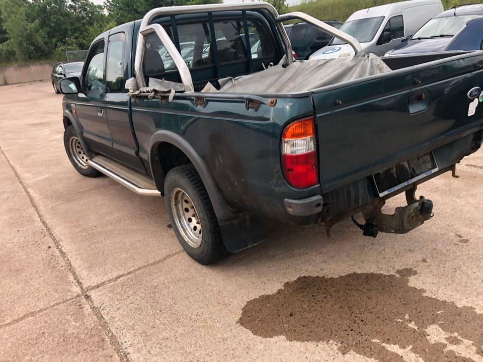 Ford Ranger 4x4 1/2 CAB пробіг: 134676 рік: März 2004 Diesel потужність:109 PS коробка: Manuell ціна: 4850 - Фото 3