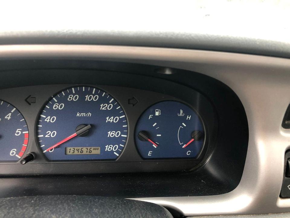 Ford Ranger 4x4 1/2 CAB пробіг: 134676 рік: März 2004 Diesel потужність:109 PS коробка: Manuell ціна: 4850 - Фото 6