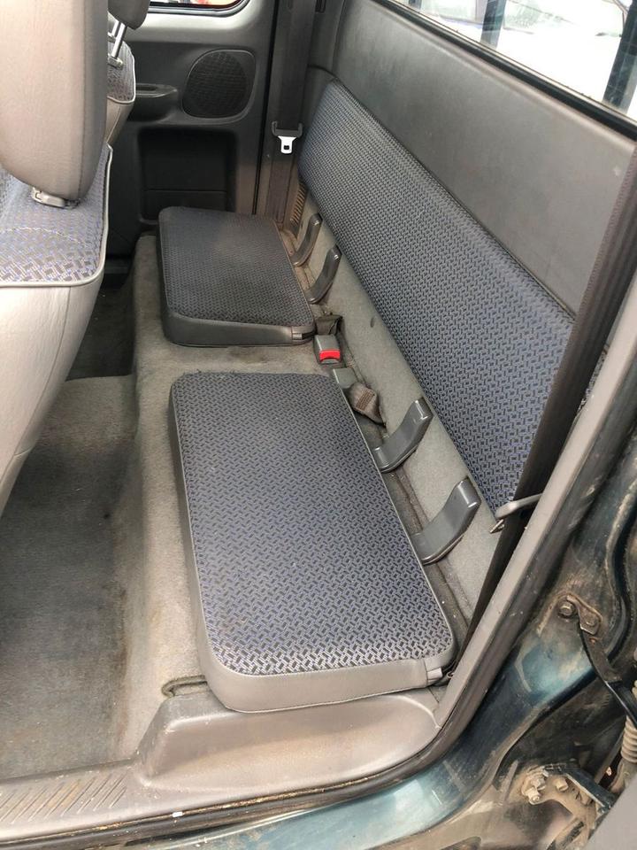 Ford Ranger 4x4 1/2 CAB пробіг: 134676 рік: März 2004 Diesel потужність:109 PS коробка: Manuell ціна: 4850 - Фото 7