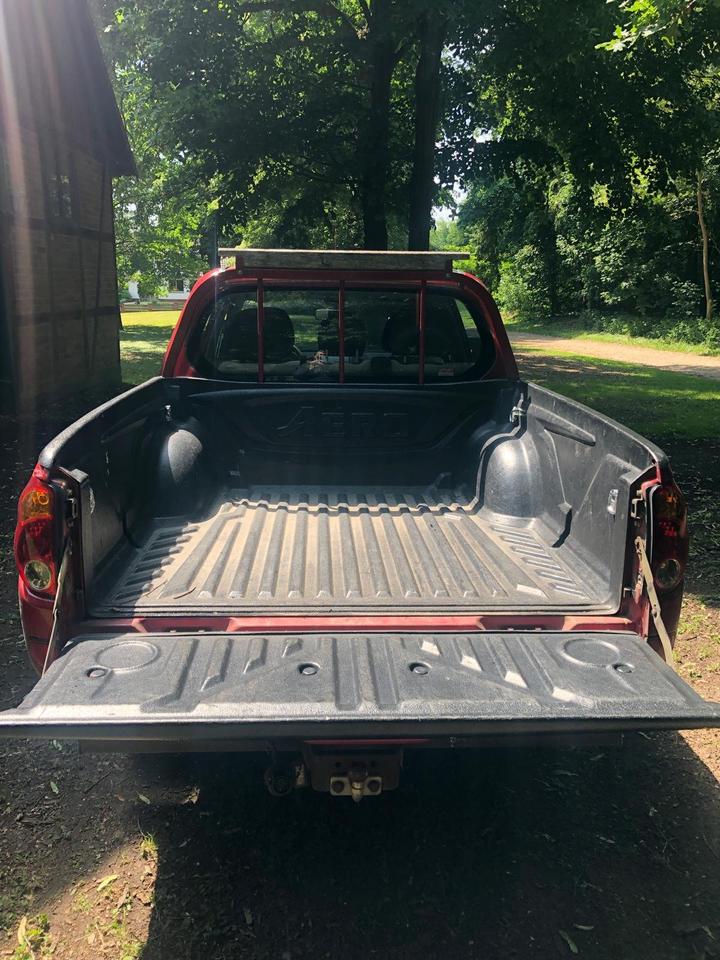 Pick up L200 пробіг: 381517 рік: September 2006 Diesel потужність:136 PS коробка: Manuell ціна: 5850 - Фото 6