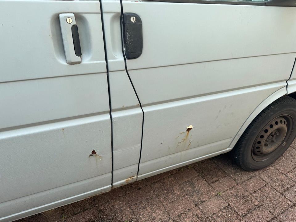  Дпомога з купівлі та пригону авто Volkswagen T4 Multivan пробіг: 483498 рік: März 1998 Diesel потужність:102 PS коробка: Manuell ціна: 2200 - Фото 9