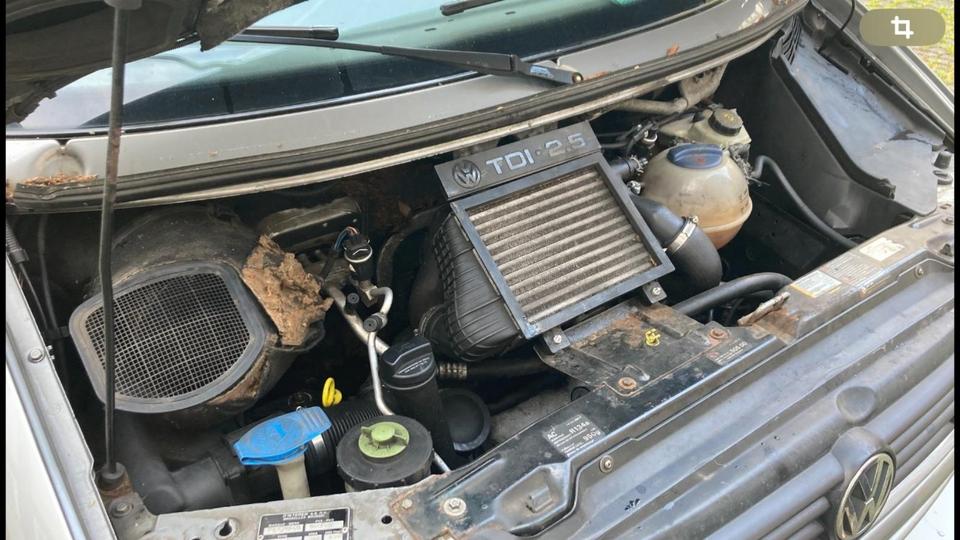 VW T4 Multivan пробіг: 477570 рік: Oktober 1998 Diesel потужність:100 PS коробка: Manuell ціна: 3000 - Фото 5