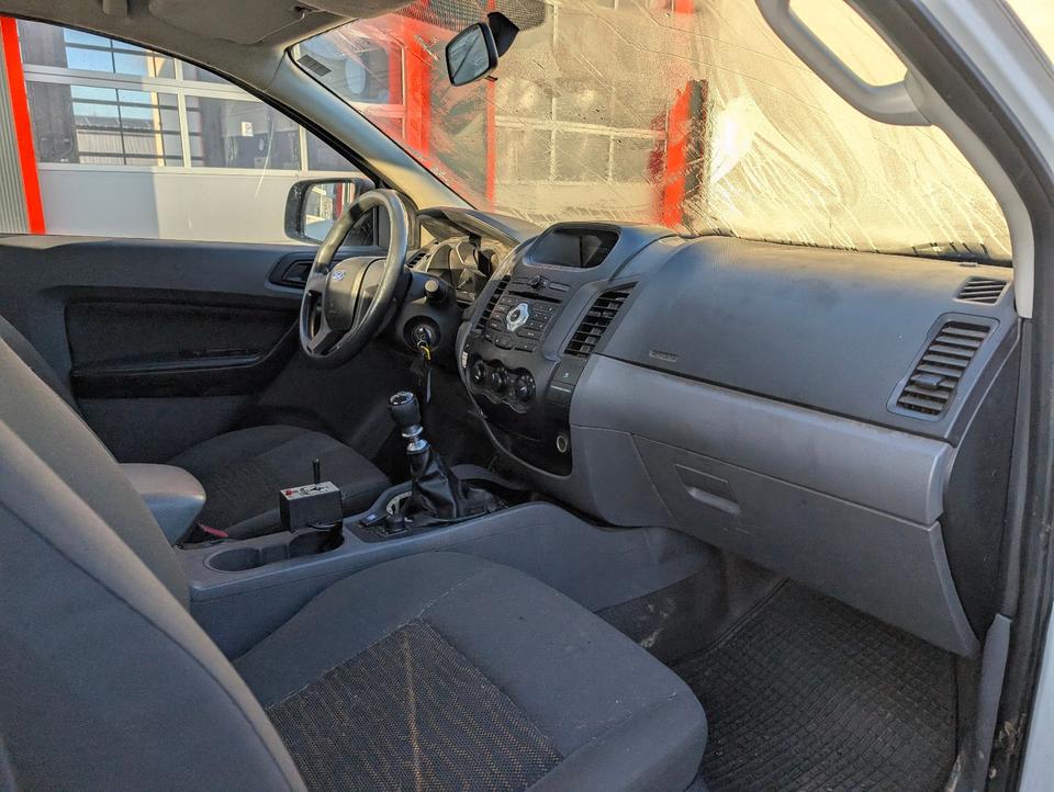 Ford Ranger XL 4x4/Schneeschieber/TÜV10.2025 пробіг: 195000 рік: November 2015 Diesel потужність:125 PS коробка: Manuell ціна: 5950 - Фото 10