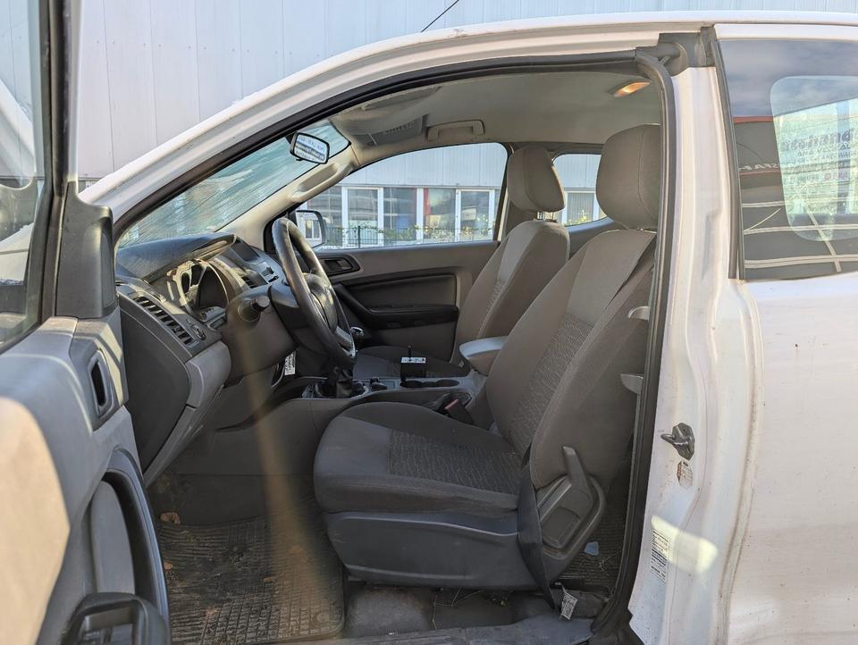 Ford Ranger XL 4x4/Schneeschieber/TÜV10.2025 пробіг: 195000 рік: November 2015 Diesel потужність:125 PS коробка: Manuell ціна: 5950 - Фото 9