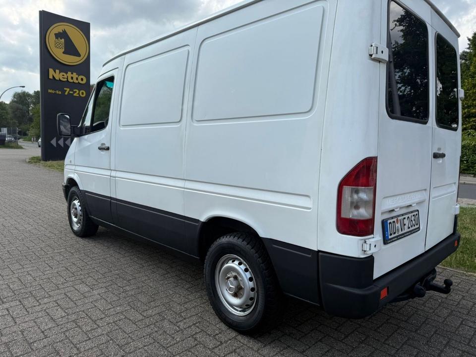 Mercedes-Benz Sprinter 3,0CDI Allrad 4x4  пробіг: 270000 рік: Oktober 1996 Diesel потужність:122 PS коробка: Manuell ціна: 4800 Weiß - Фото 10