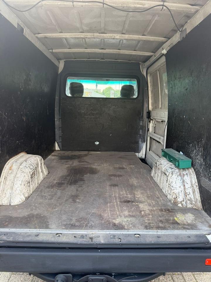 Mercedes-Benz Sprinter 3,0CDI Allrad 4x4  пробіг: 270000 рік: Oktober 1996 Diesel потужність:122 PS коробка: Manuell ціна: 4800 Weiß - Фото 11