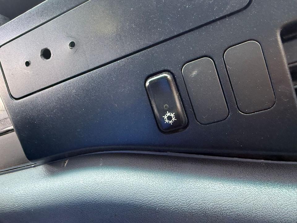 Mercedes-Benz Sprinter 3,0CDI Allrad 4x4  пробіг: 270000 рік: Oktober 1996 Diesel потужність:122 PS коробка: Manuell ціна: 4800 Weiß - Фото 16