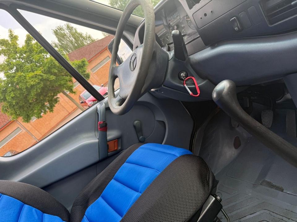 Mercedes-Benz Sprinter 3,0CDI Allrad 4x4  пробіг: 270000 рік: Oktober 1996 Diesel потужність:122 PS коробка: Manuell ціна: 4800 Weiß - Фото 17