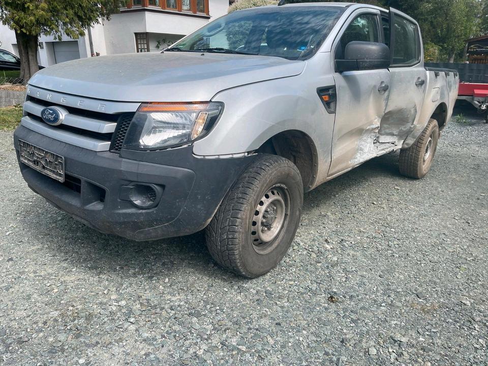 Ford Ranger 2.2 Diesel  4X4 пробіг: 71210 рік: Dezember 2014 Diesel потужність:150 PS коробка: Manuell ціна: 5900 - Фото 1