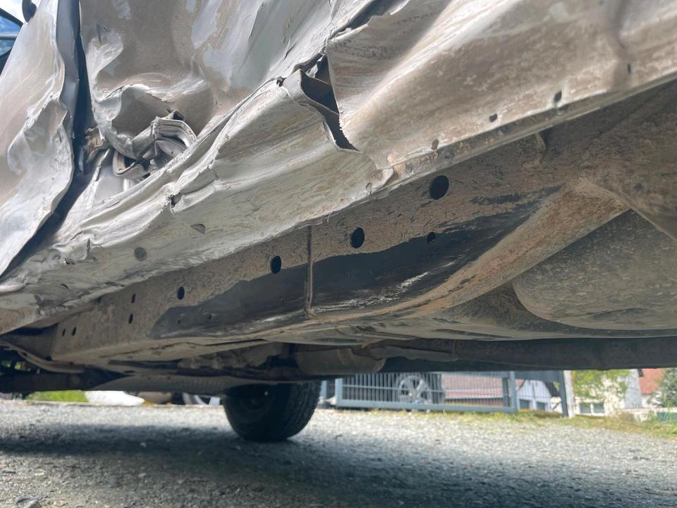 Ford Ranger 2.2 Diesel  4X4 пробіг: 71210 рік: Dezember 2014 Diesel потужність:150 PS коробка: Manuell ціна: 5900 - Фото 12