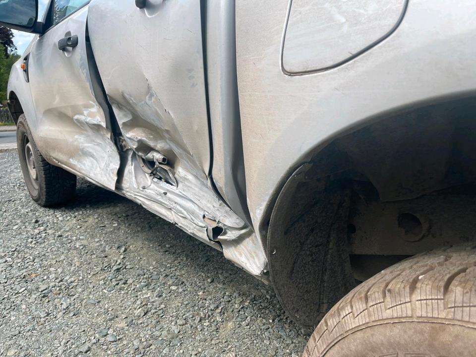 Ford Ranger 2.2 Diesel  4X4 пробіг: 71210 рік: Dezember 2014 Diesel потужність:150 PS коробка: Manuell ціна: 5900 - Фото 13