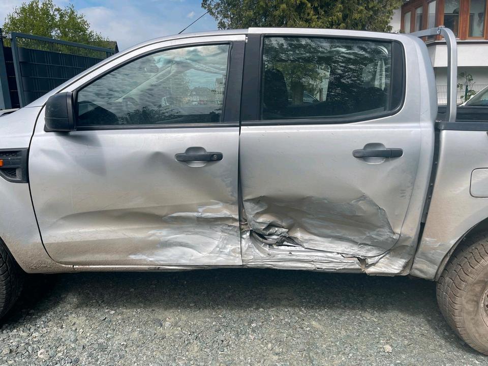 Ford Ranger 2.2 Diesel  4X4 пробіг: 71210 рік: Dezember 2014 Diesel потужність:150 PS коробка: Manuell ціна: 5900 - Фото 8